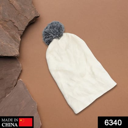 Men's and Women's Skull Slouchy Winter Woolen Knitted Black Inside Fur Beanie Cap.