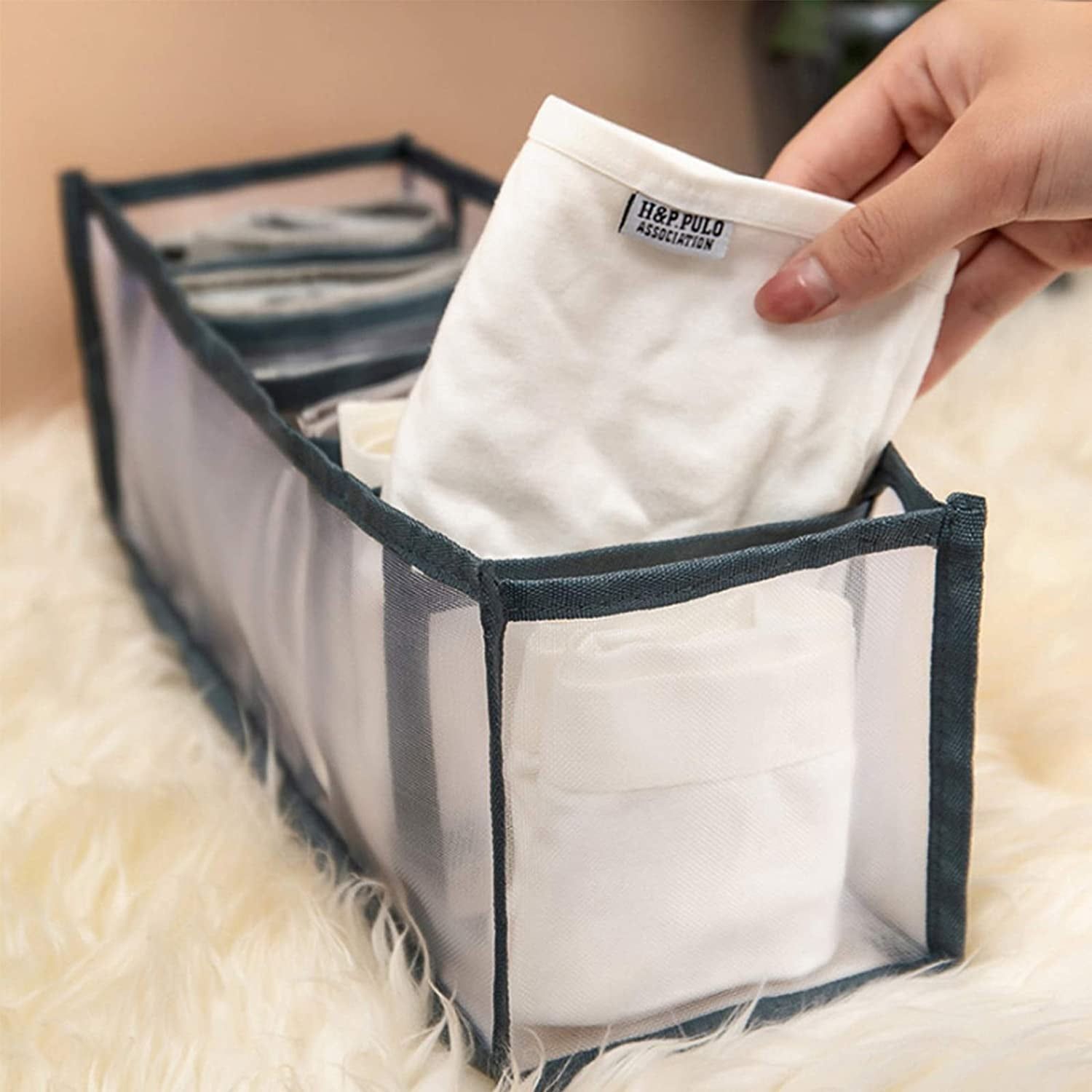7 Grid Clothes Organizer for Wardrobe Storage